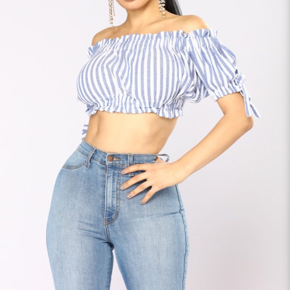 Crop top fashion nova size Large